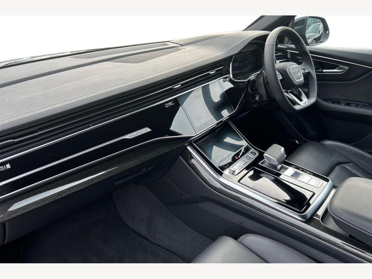 Used Audi Q8 2025 for sale - 78021849: Photo 2