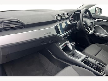 Used Audi Q3 2022 for sale - 76954084: Photo