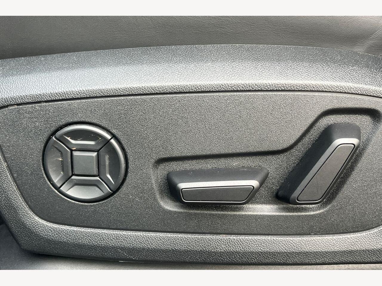 Used Audi Q4 e-tron 2023 for sale - 76675899: Photo 13