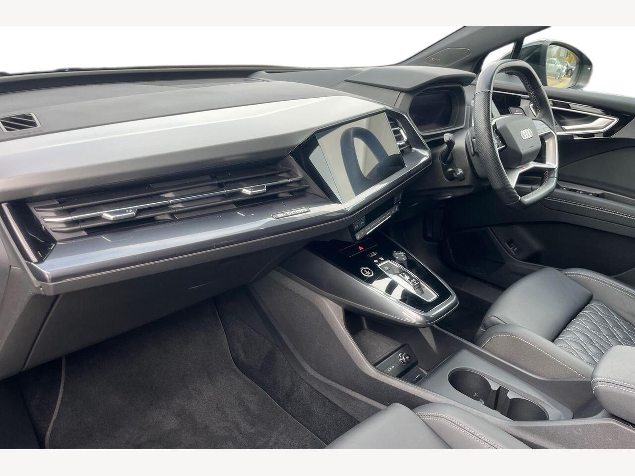 Used Audi Q4 e-tron 2023 for sale - 76675899: Photo 2