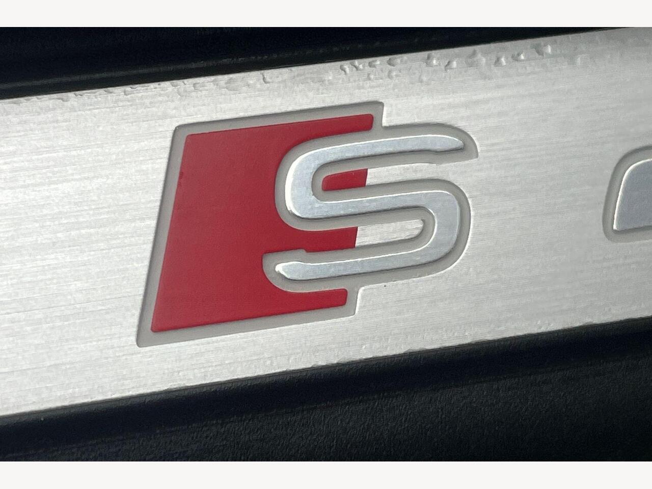 Used Audi Q8 2024 for sale - 76677333: Photo 15