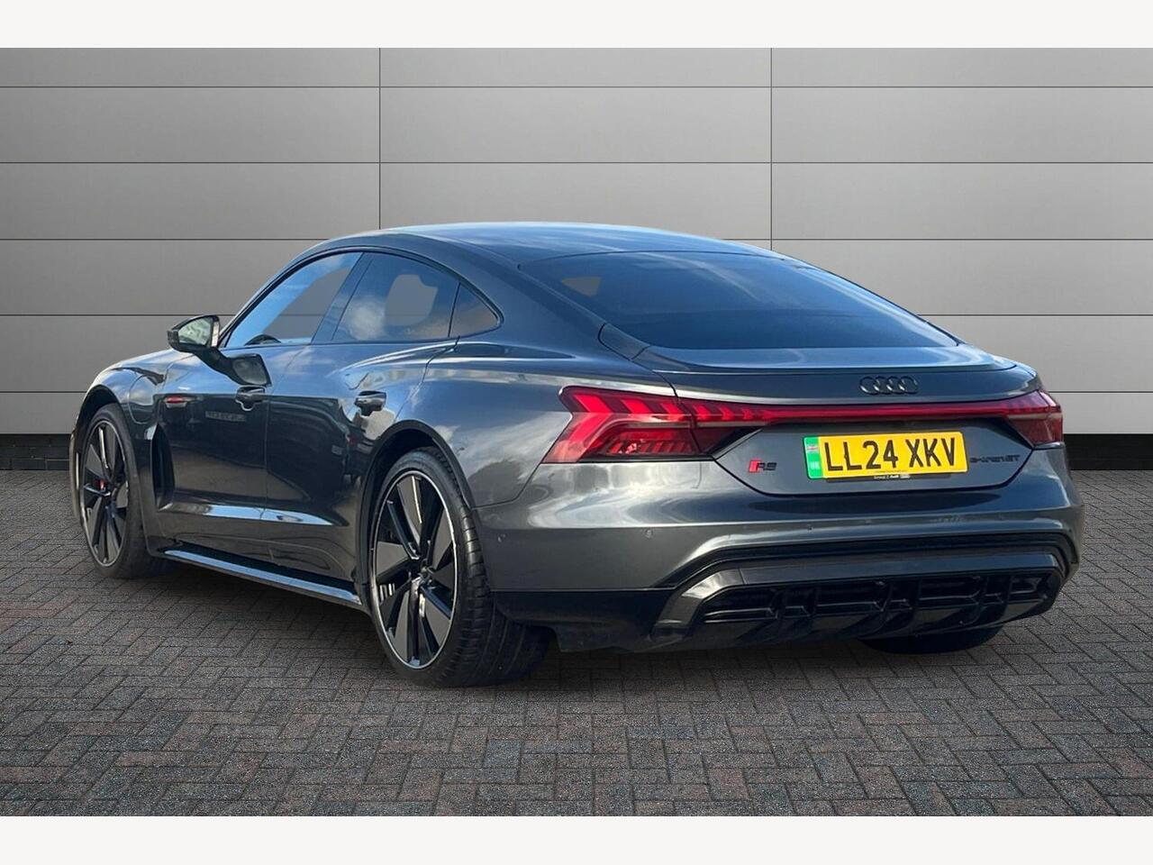 Used Audi RS e-tron GT 2024 for sale - 76677272: Photo 3