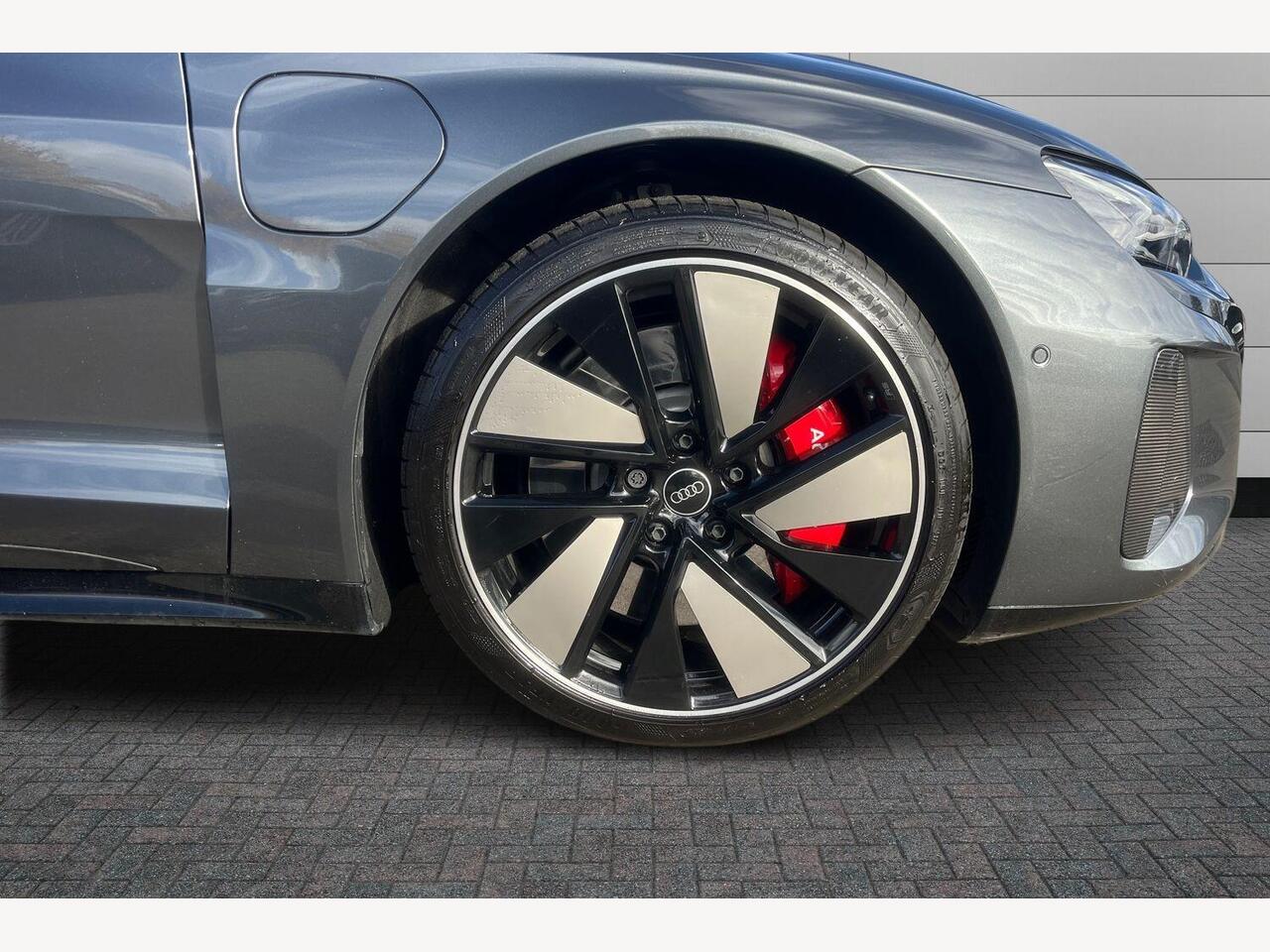 Used Audi RS e-tron GT 2024 for sale - 76677272: Photo 5