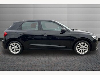 Used Audi A1 2022 for sale - 76231480: Photo