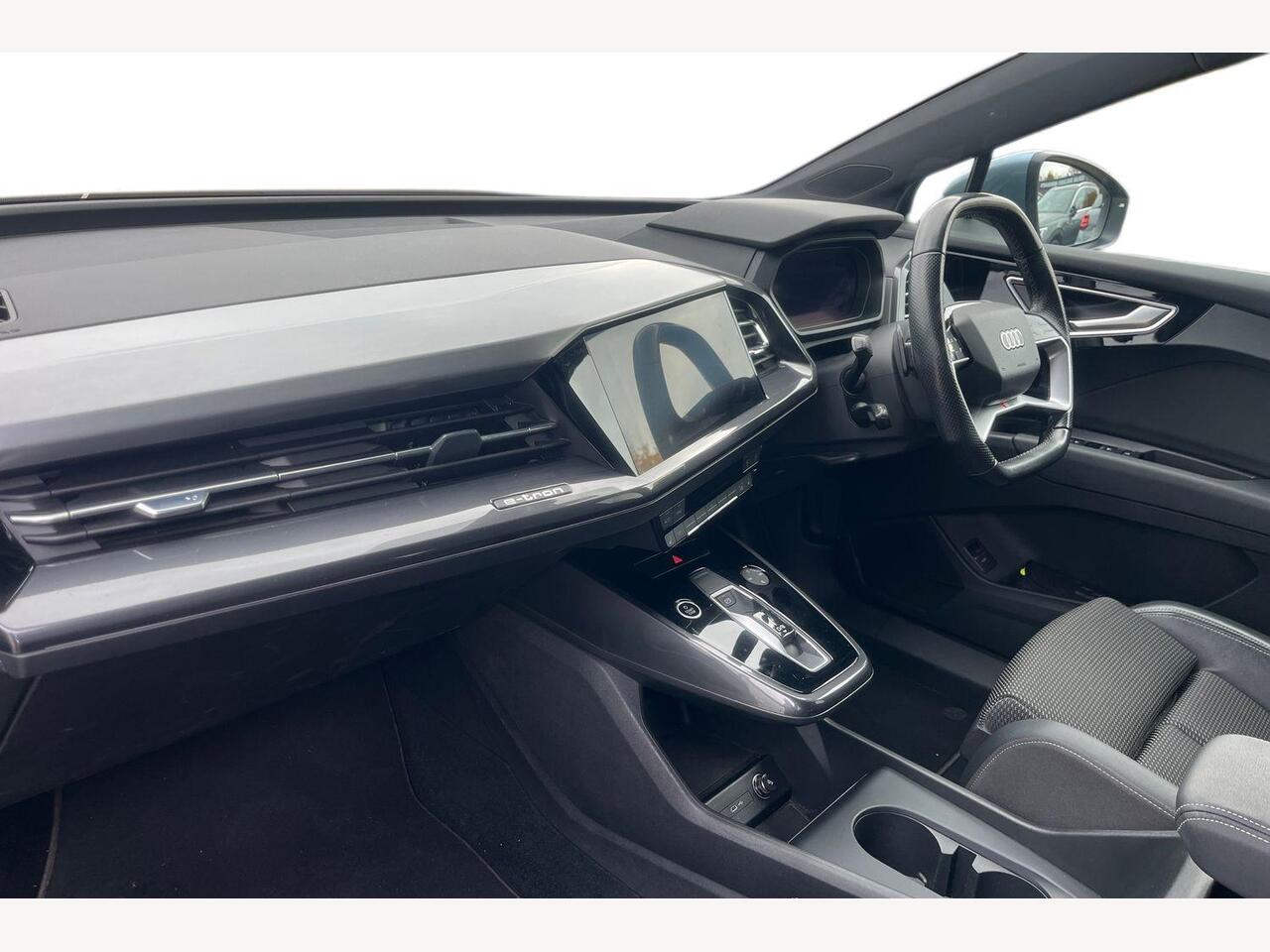 Used Audi Q4 e-tron 2021 for sale - 76681205: Photo 2