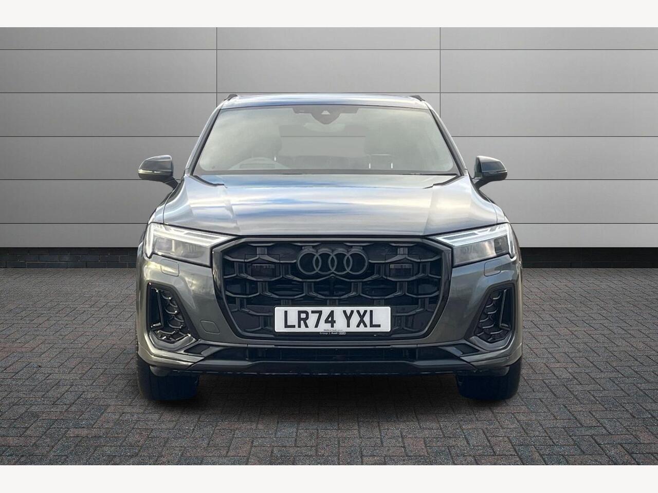 Used Audi Q7 2024 for sale - 76692483: Photo 10