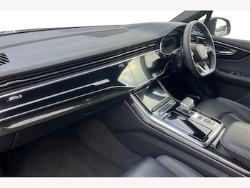 Used Audi Q7 2024 for sale - 76692483: Photo