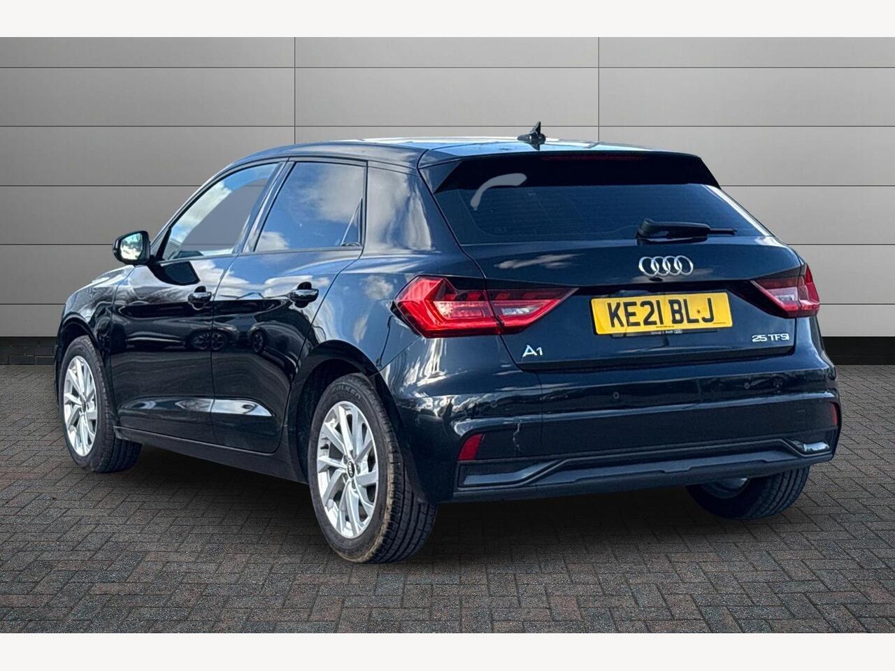 Used Audi A1 2021 for sale - 77660052: Photo 3
