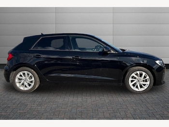 Used Audi A1 2021 for sale - 77660052: Photo