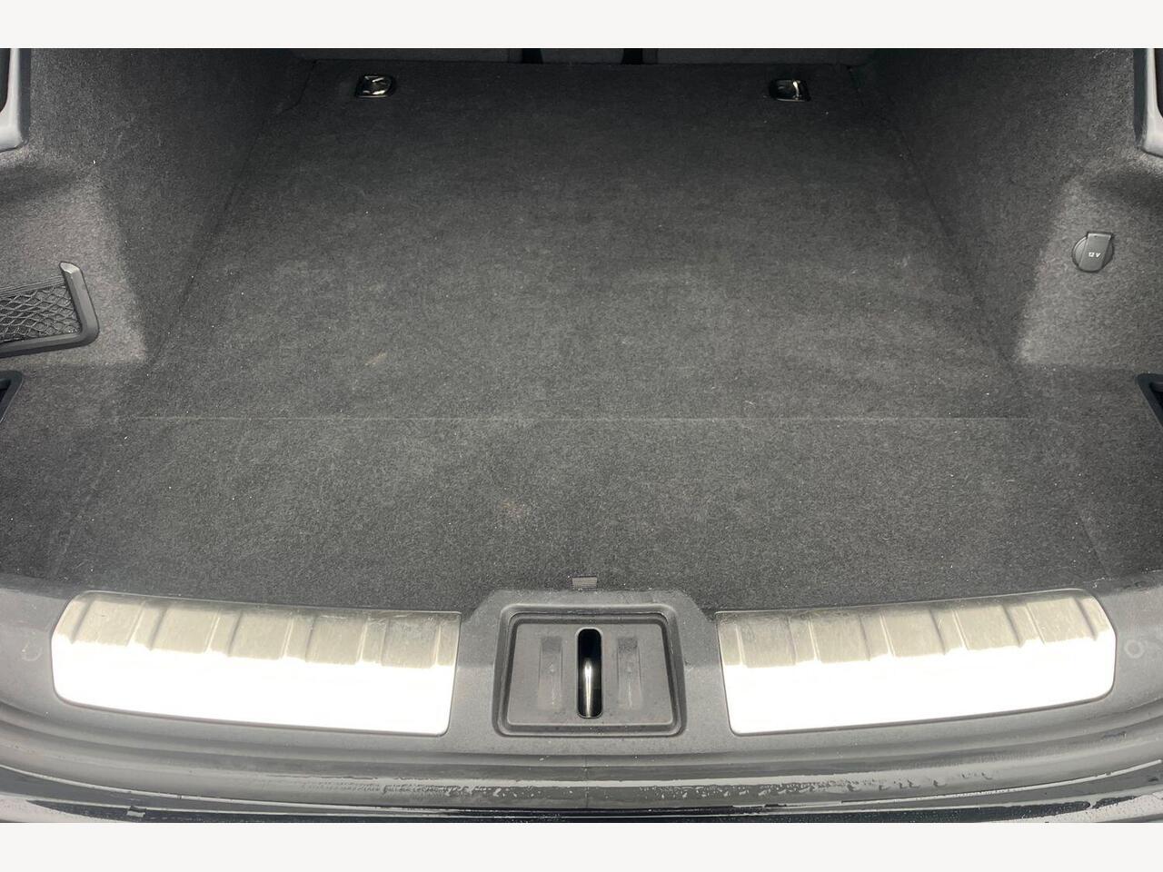 Used Audi e-tron GT 2023 for sale - 77145477: Photo 12