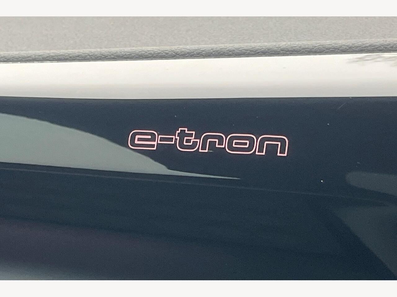 Used Audi e-tron GT 2023 for sale - 77145477: Photo 17