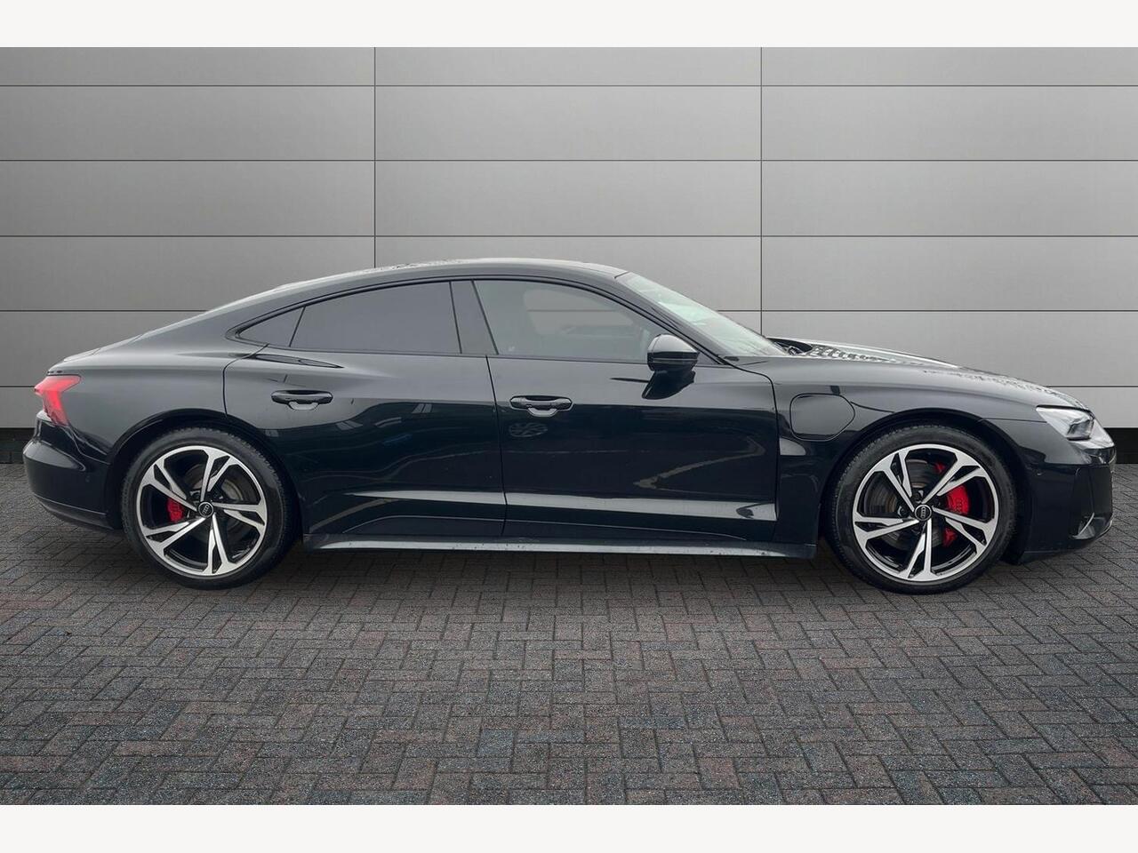 Used Audi e-tron GT 2023 for sale - 77145477: Photo 4