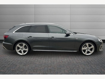 Used Audi A4 2024 for sale - 77042616: Photo