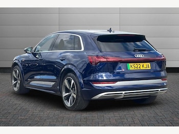 Used Audi e-tron 2022 for sale - 76675491: Photo