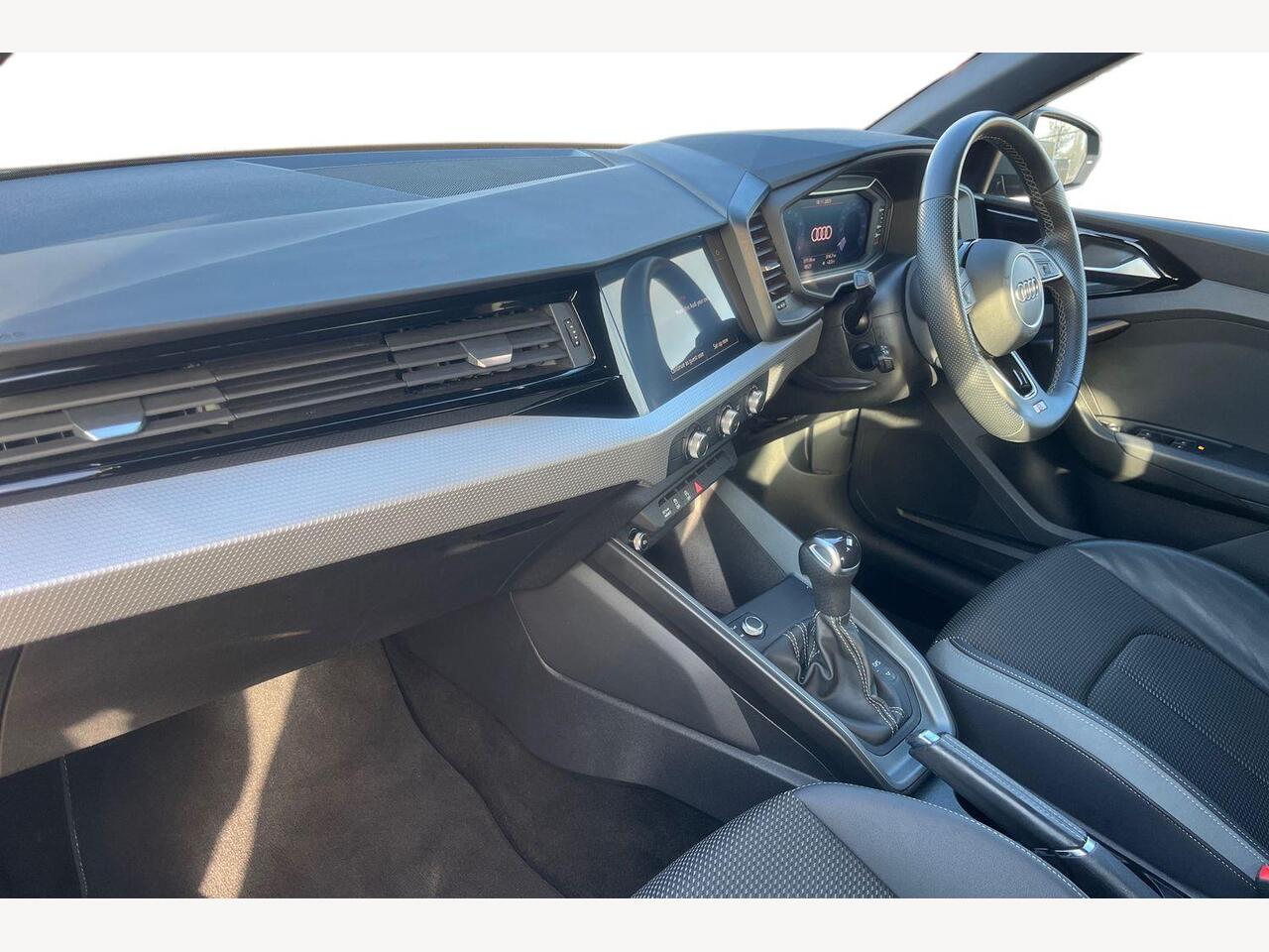 Used Audi A1 2023 for sale - 76676205: Photo 2