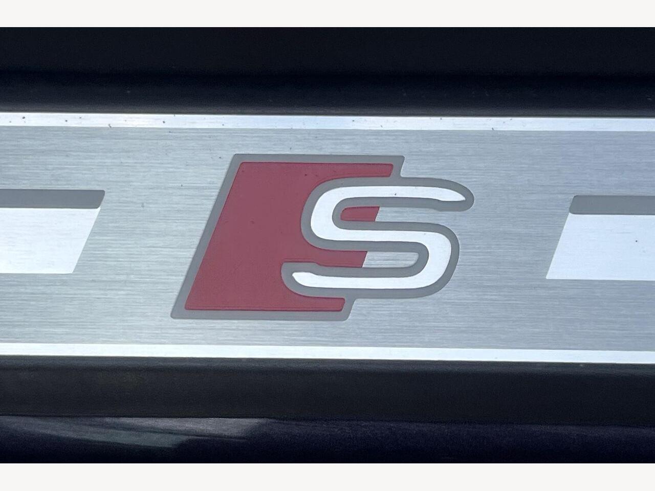 Used Audi Q4 e-tron 2023 for sale - 76675941: Photo 14