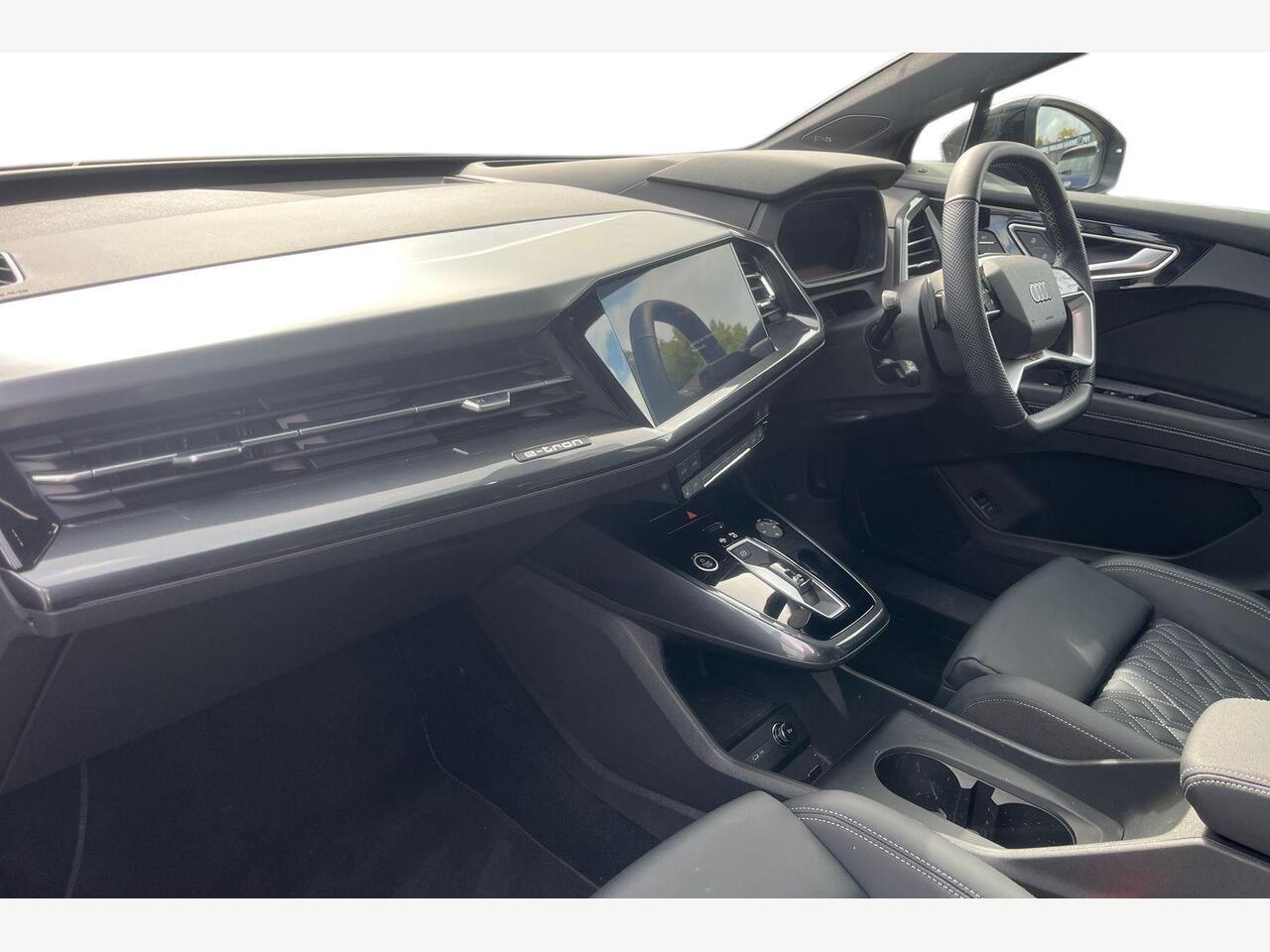 Used Audi Q4 e-tron 2023 for sale - 76675941: Photo 2