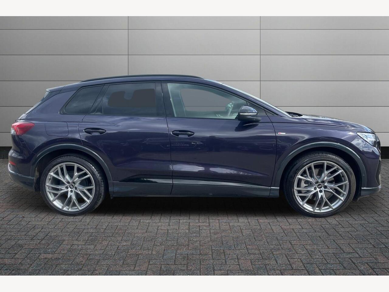 Used Audi Q4 e-tron 2023 for sale - 76675941: Photo 4