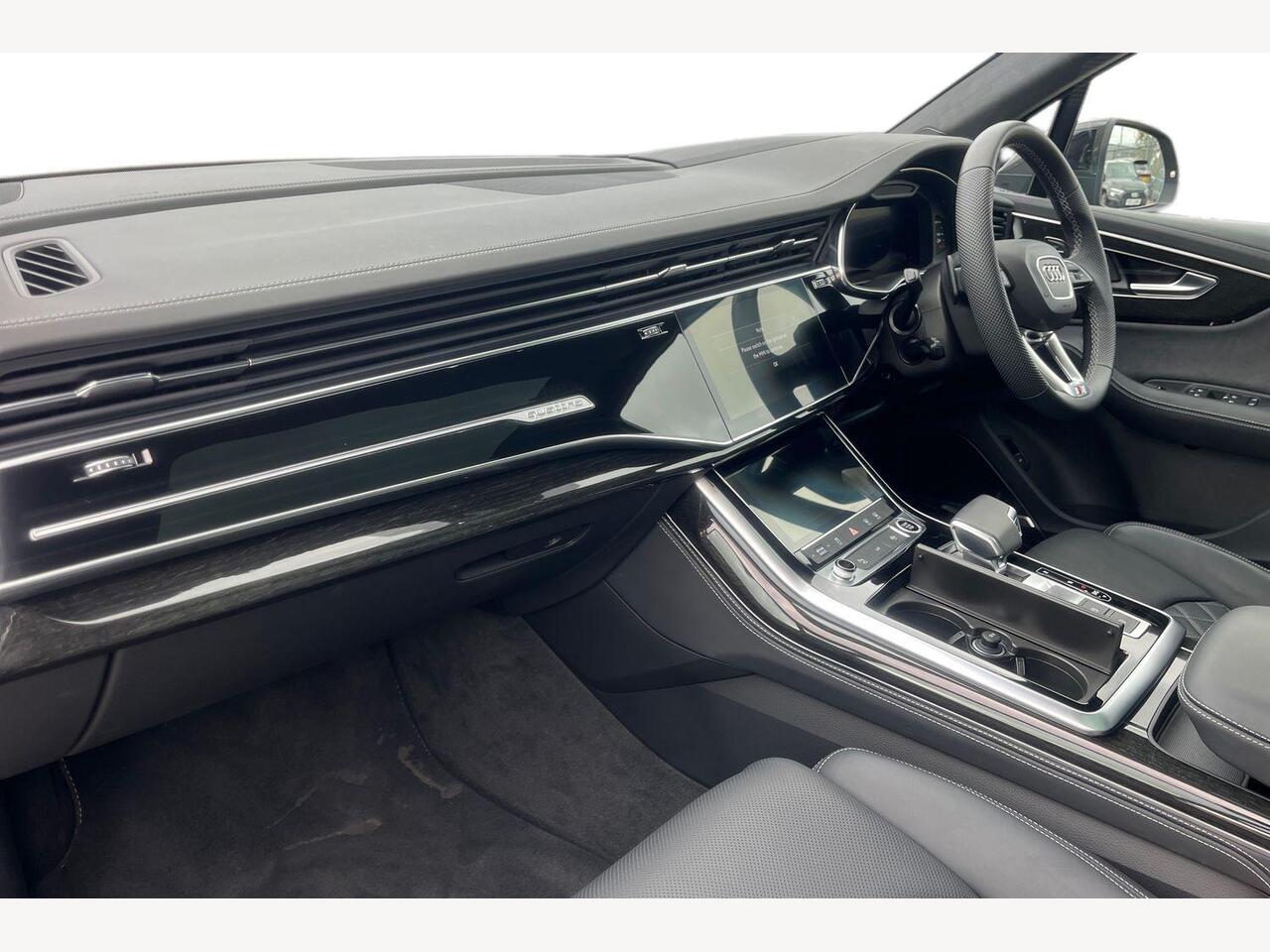 Used Audi Q7 2025 for sale - 76680367: Photo 2