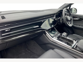 Used Audi Q7 2025 for sale - 76680367: Photo