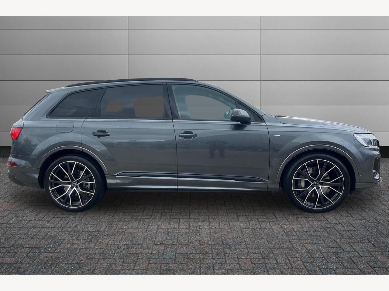 Used Audi Q7 2025 for sale - 76680367: Photo 4