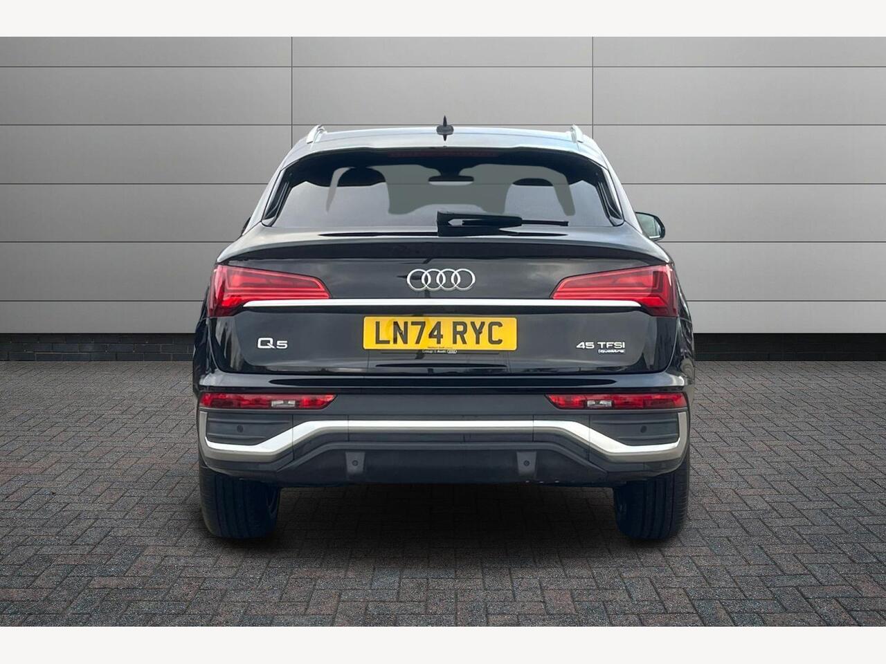 Used Audi Q5 2024 for sale - 76677603: Photo 11