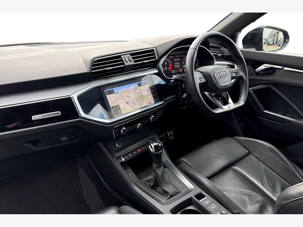 Used Audi Q3 2023 for sale - 77841213: Photo 2