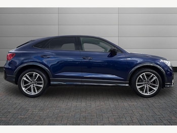 Used Audi Q3 2023 for sale - 77841213: Photo