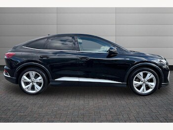 Used Audi Q4 e-tron 2022 for sale - 78333041: Photo