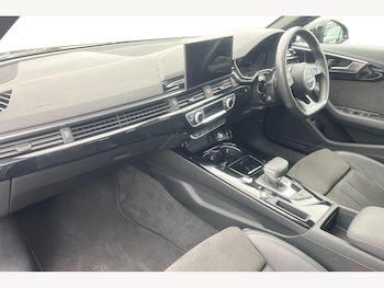 Used Audi A4 2021 for sale - 77031213: Photo