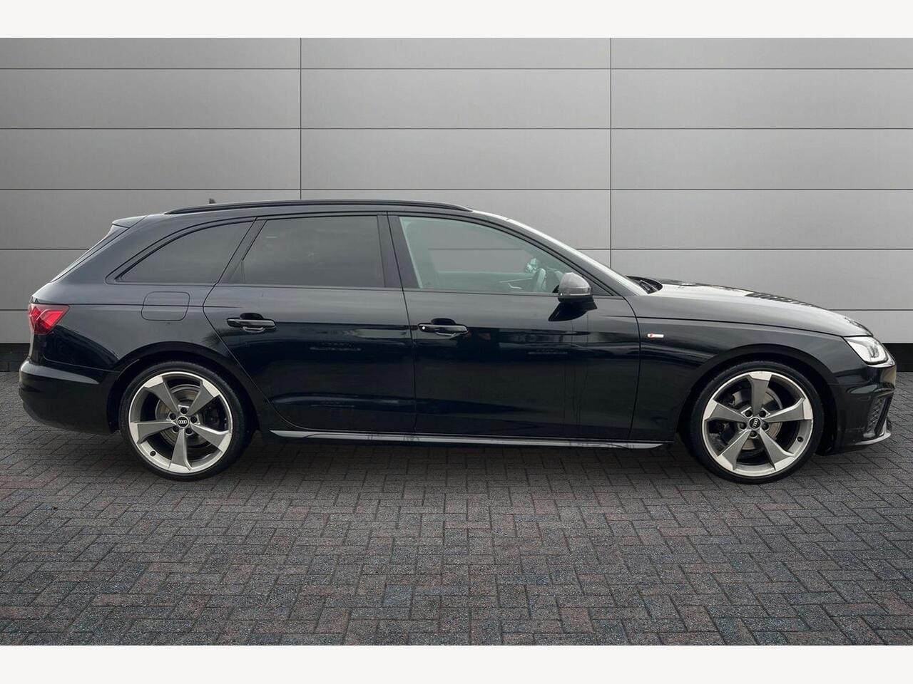 Used Audi A4 2021 for sale - 77031213: Photo 4