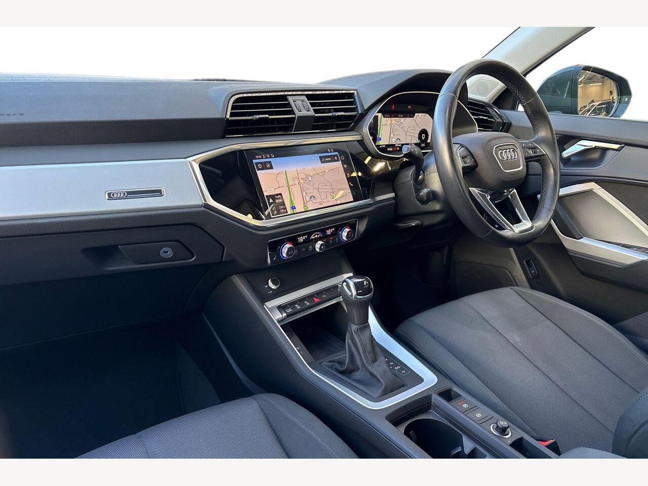 Used Audi Q3 2023 for sale - 77941856: Photo 2