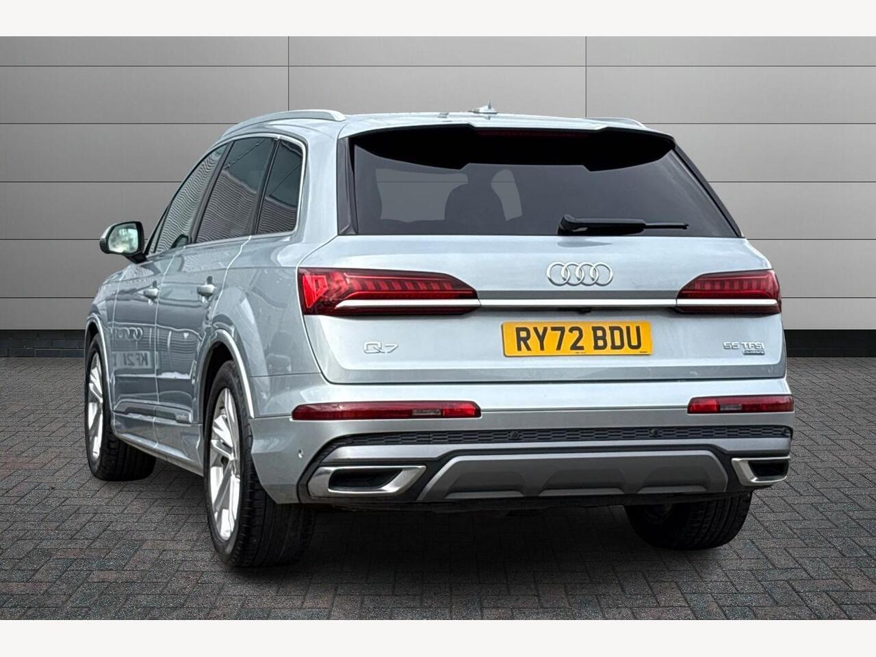 Used Audi Q7 2023 for sale - 77893757: Photo 3