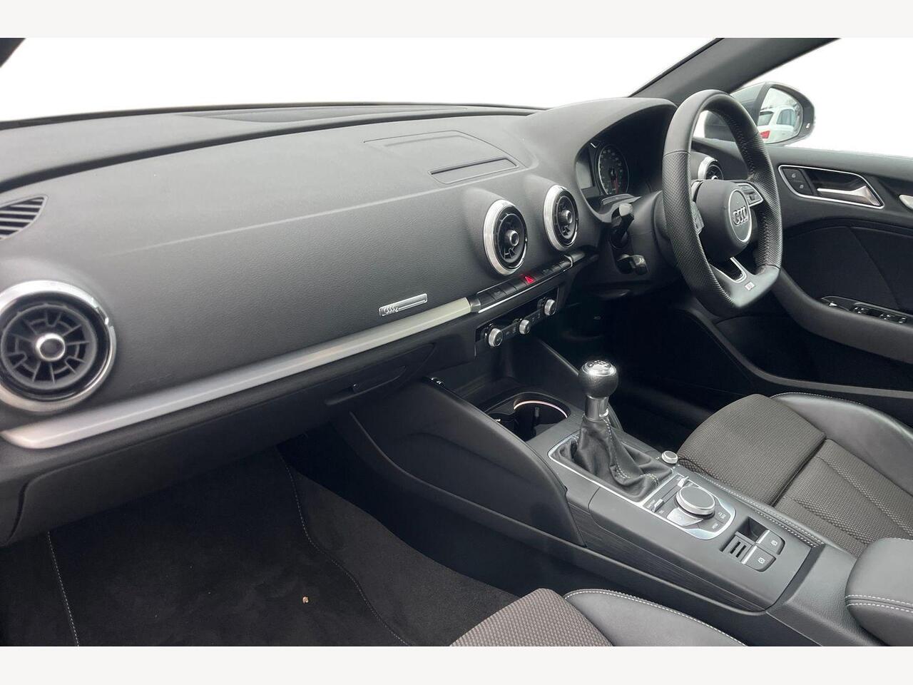 Used Audi A3 2019 for sale - 77042643: Photo 2