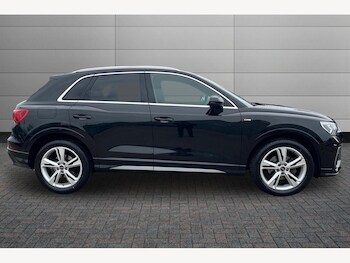 Used Audi Q3 2022 for sale - 78137162: Photo
