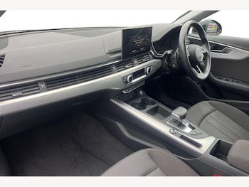 Used Audi A4 2022 for sale - 77145523: Photo