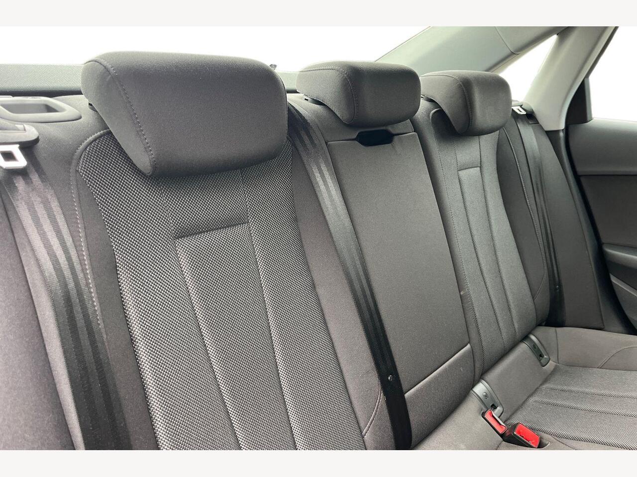 Used Audi A4 2022 for sale - 77706219: Photo 8