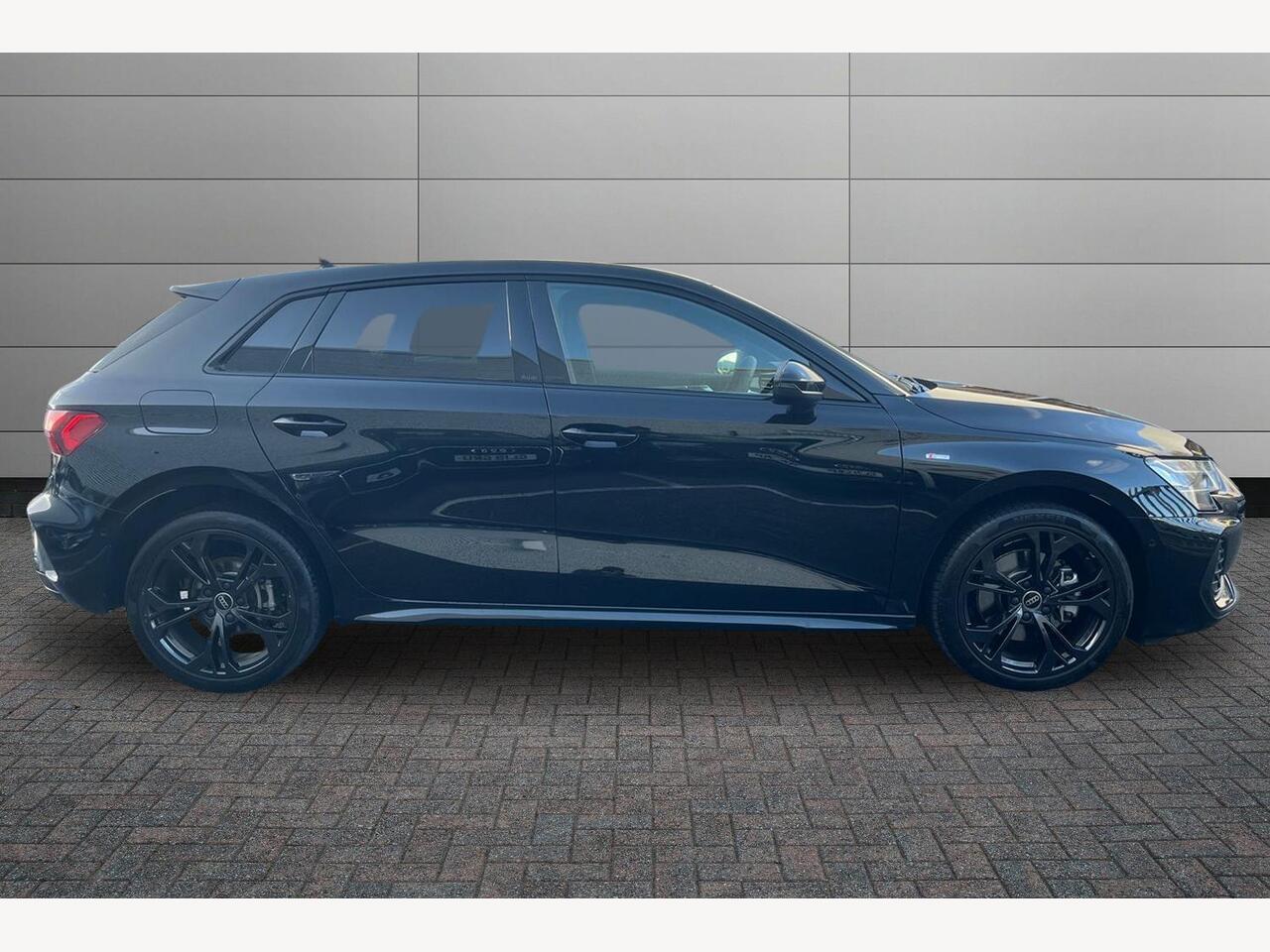 Used Audi A3 2025 for sale - 76900170: Photo 4