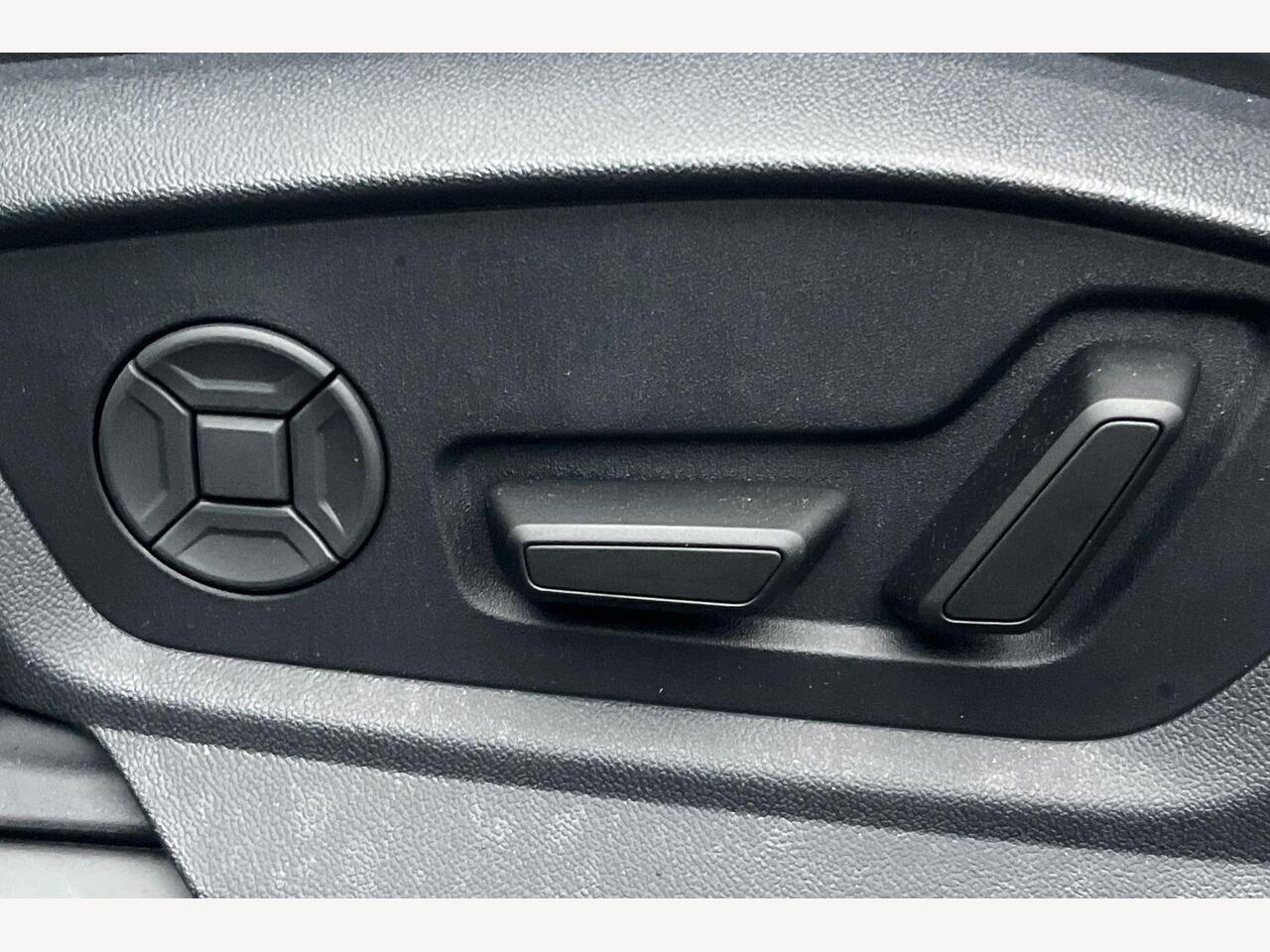 Used Audi Q8 2025 for sale - 76678927: Photo 13