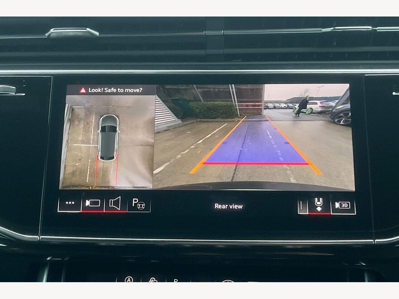 Used Audi Q8 2025 for sale - 76678927: Photo 16