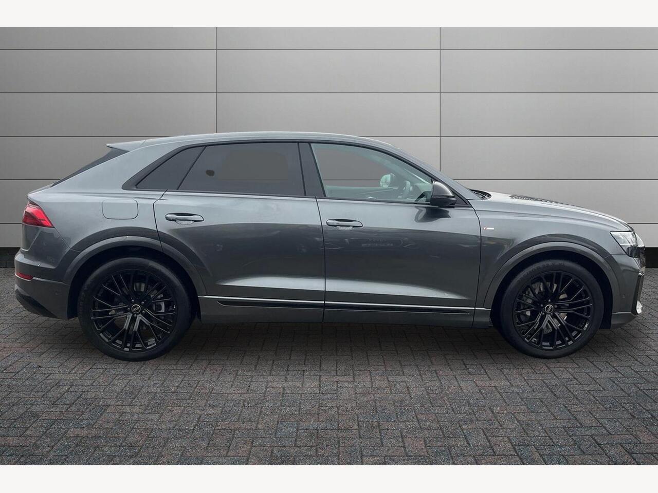 Used Audi Q8 2025 for sale - 76678927: Photo 4