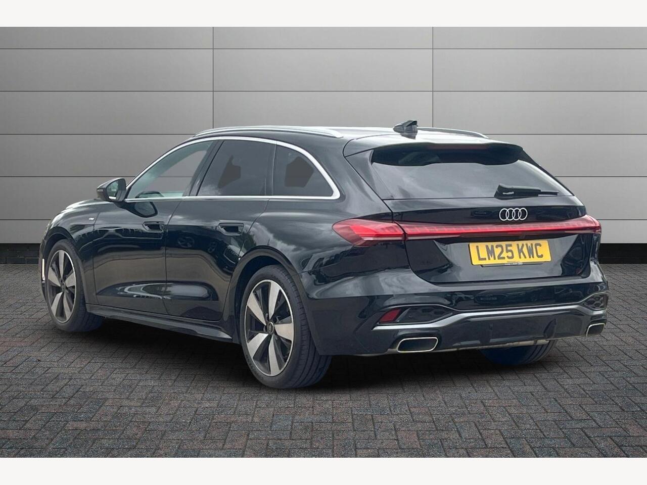 Used Audi A5 2025 for sale - 76679817: Photo 3