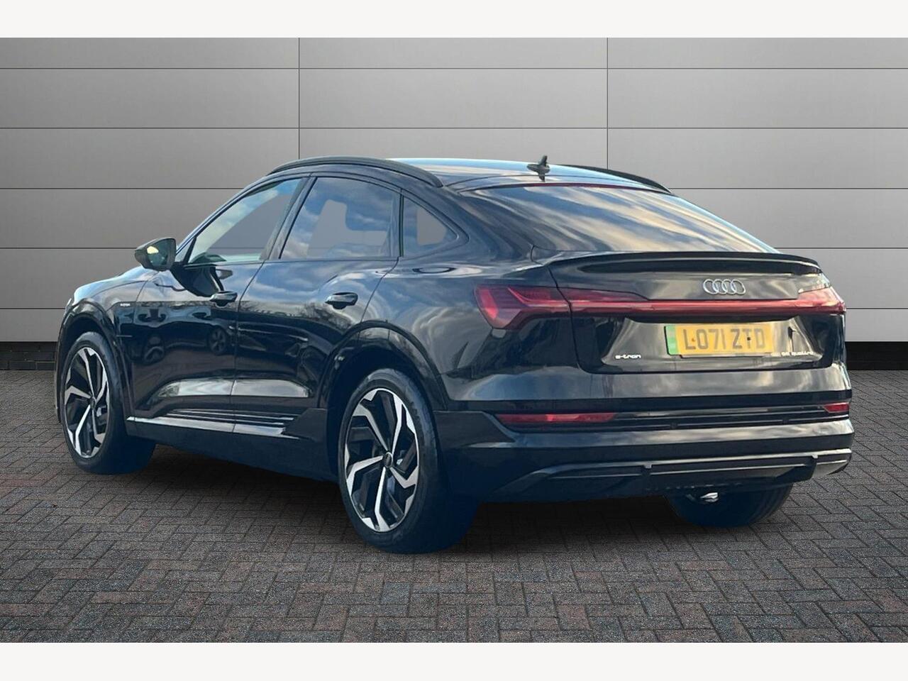 Used Audi e-tron 2022 for sale - 76675097: Photo 3