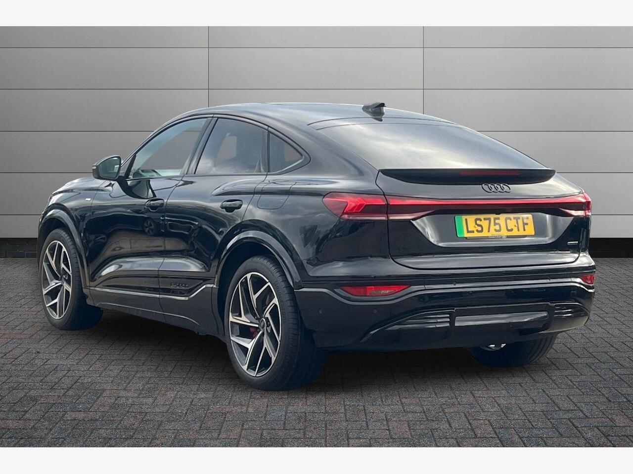 Used Audi Q6 e-tron 2025 for sale - 76678485: Photo 3