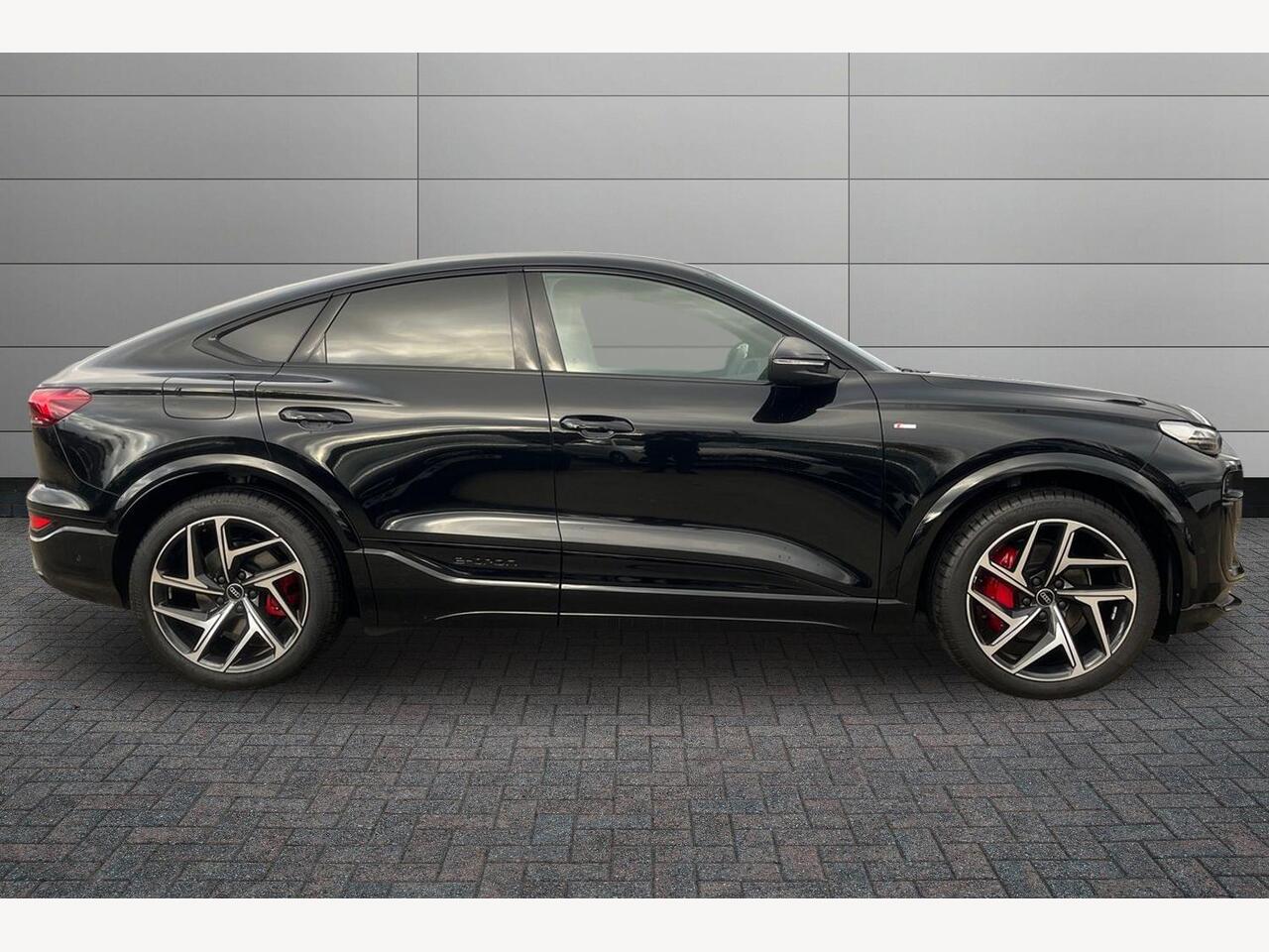 Used Audi Q6 e-tron 2025 for sale - 76678485: Photo 4