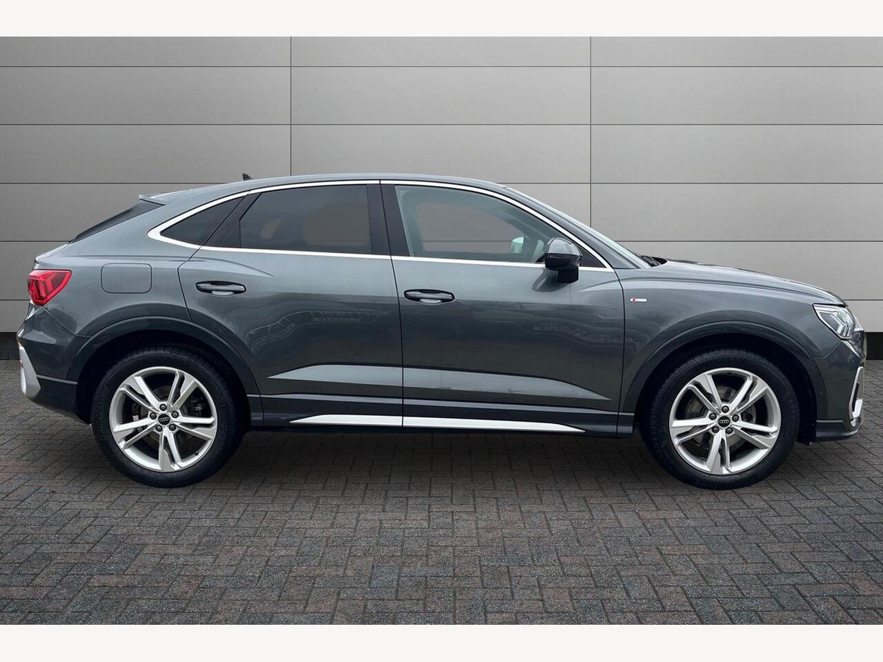 Used Audi Q3 2024 for sale - 78125456: Photo 4