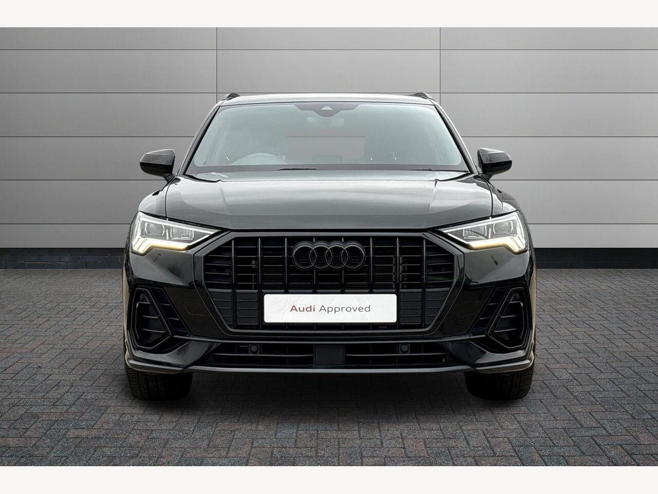 Used Audi Q3 2023 for sale - 77941857: Photo 10