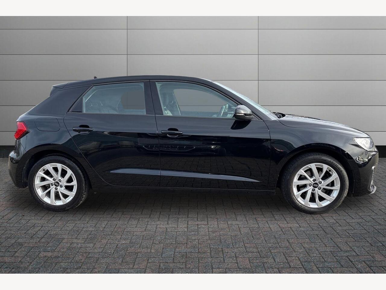 Used Audi A1 2022 for sale - 77941951: Photo 4