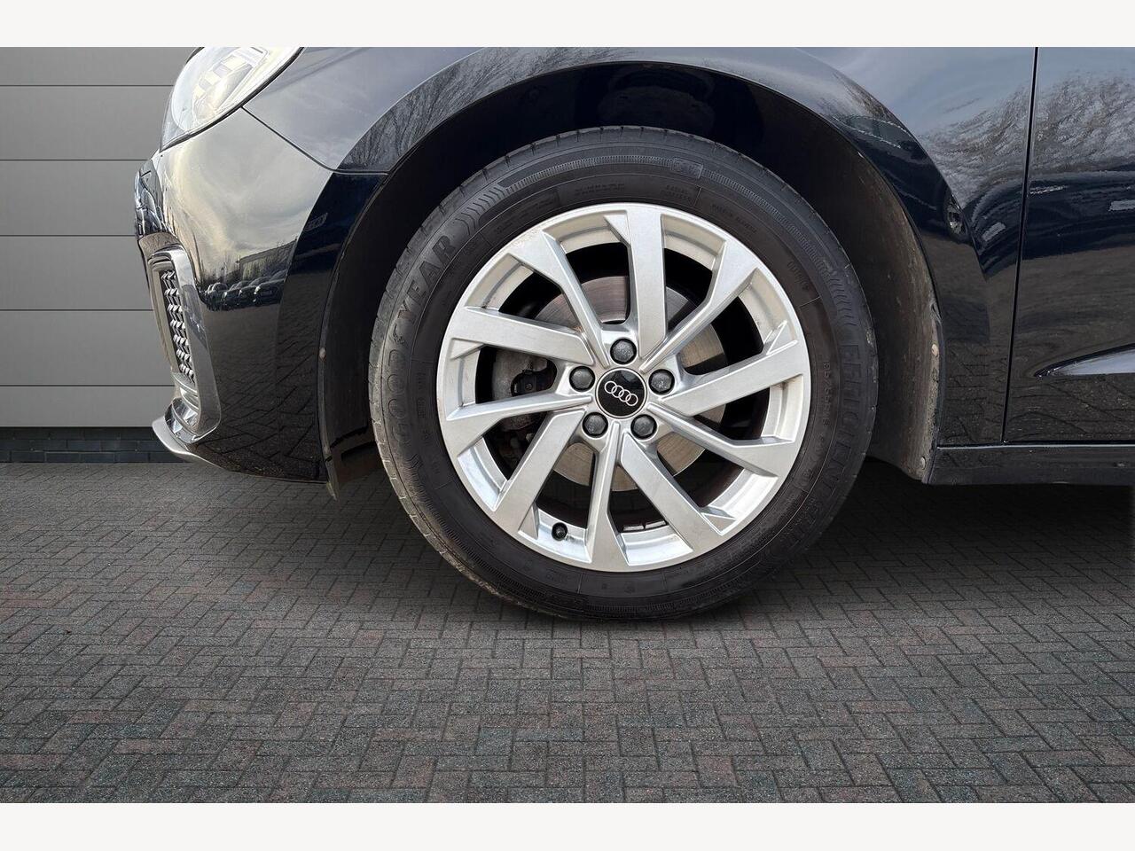 Used Audi A1 2022 for sale - 77941951: Photo 5