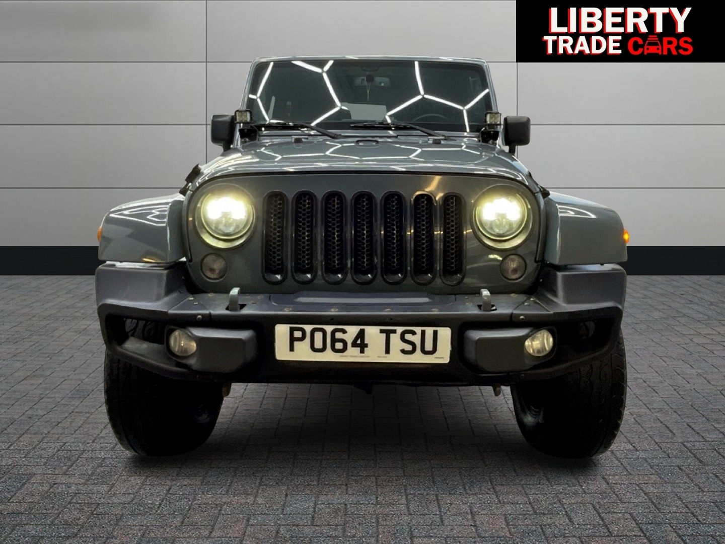 Used Jeep Wrangler 2015 for sale - 77165122: Photo 3